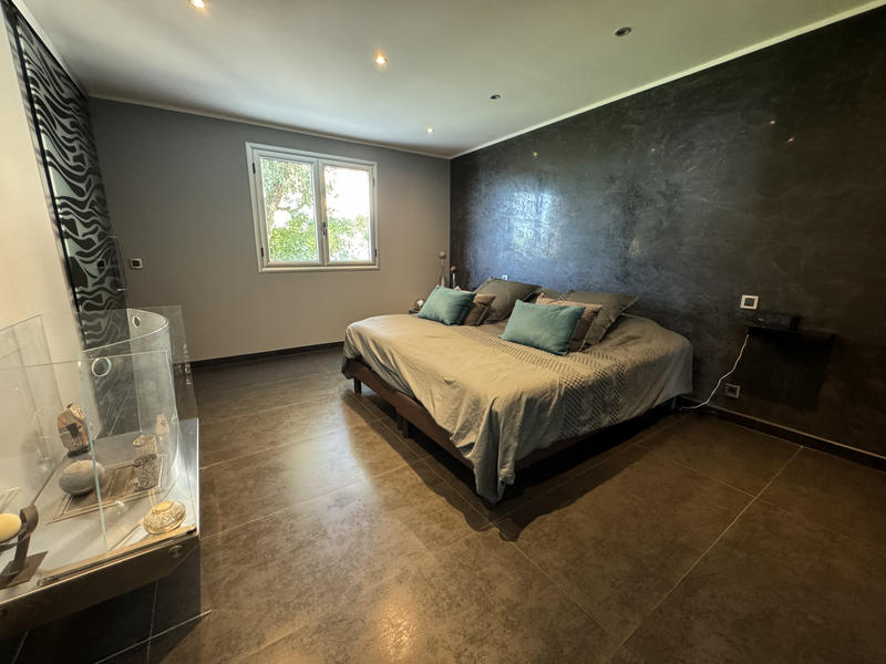 Villa - 170 m² - 5 pièces