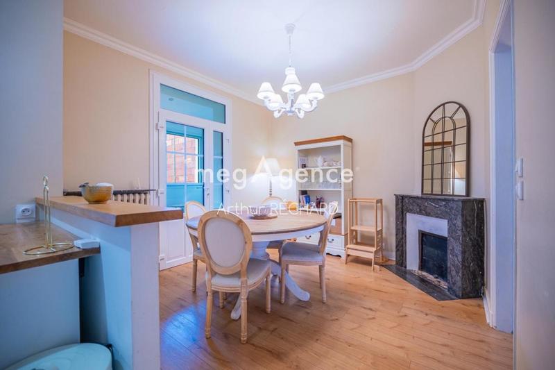 Maison traditionnelle - 102 m² - 5 pièces