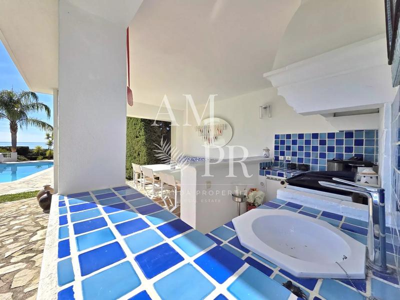 Villa - 173 m² - 6 pièces