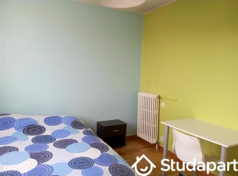 Chambre - 10 m² - 1 pièce