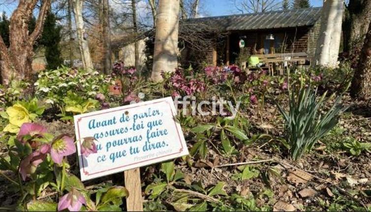 Maison - 221 m² - 7 pièces