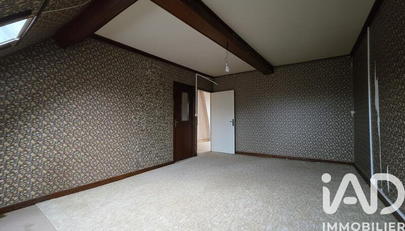 Maison - 237 m² - 10 pièces