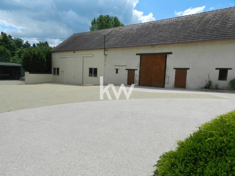 Corps de ferme - 360 m² - 15 pièces