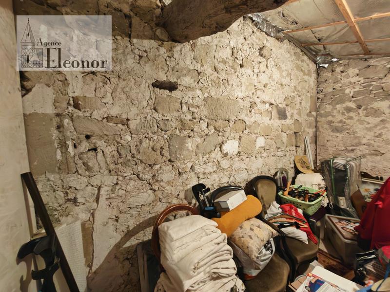 Maison - 188 m² - 7 pièces