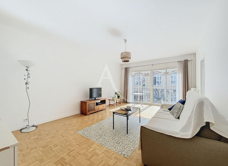 Appartement - 87 m² - 3 pièces