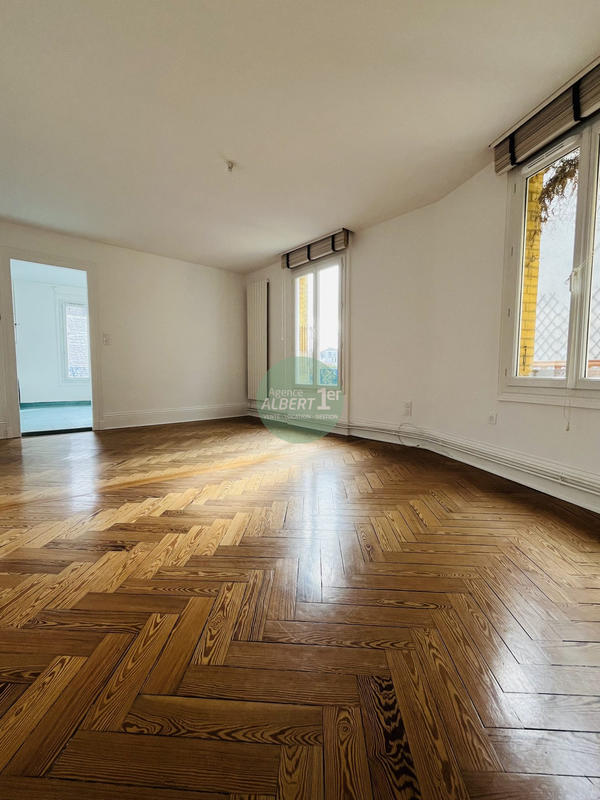 Appartement - 60 m² - 2 pièces