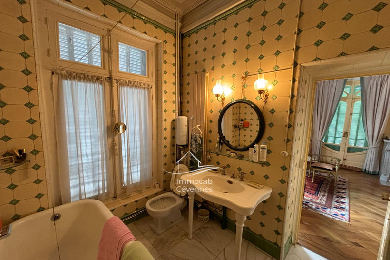 Appartement - 156 m² - 5 pièces