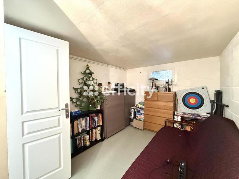 Maison - 180 m² - 6 pièces