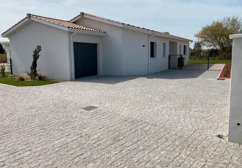 Maison - 100 m² - 4 pièces