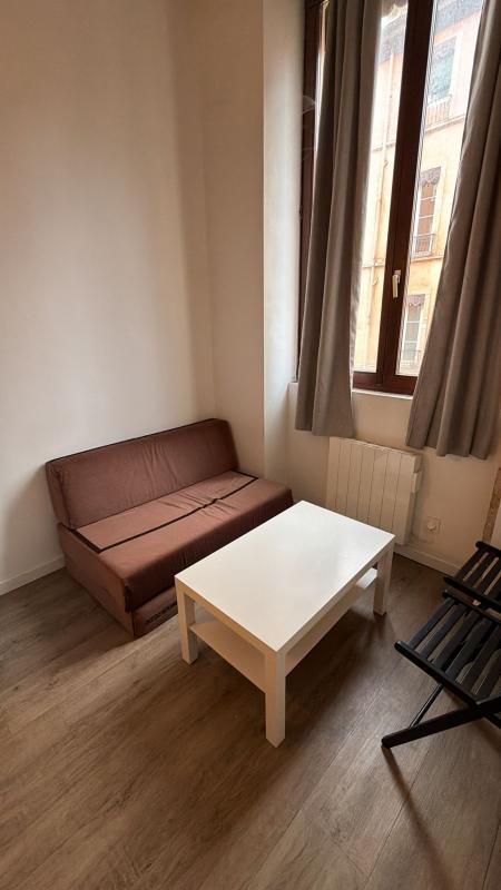 Studio - 18 m² - 1 pièce