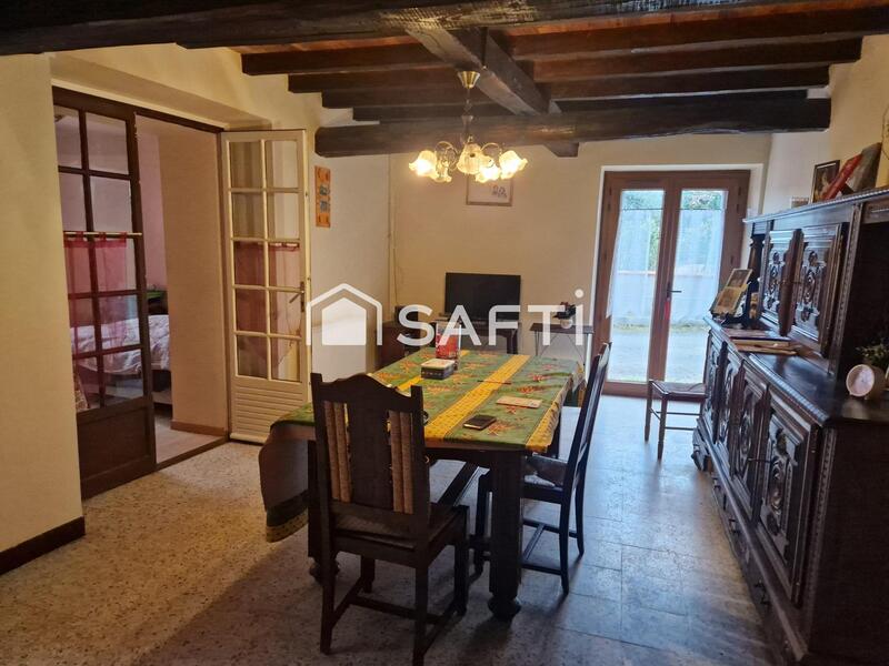 Maison - 150 m² - 7 pièces