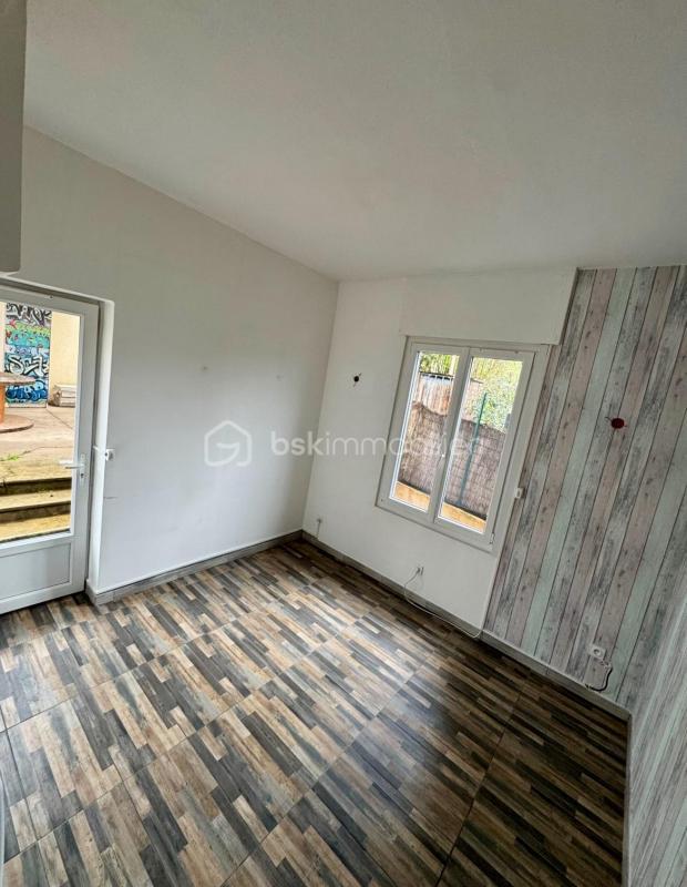 Villa - 99 m² - 4 pièces