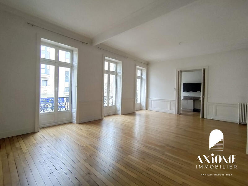 Appartement - 134 m² - 5 pièces