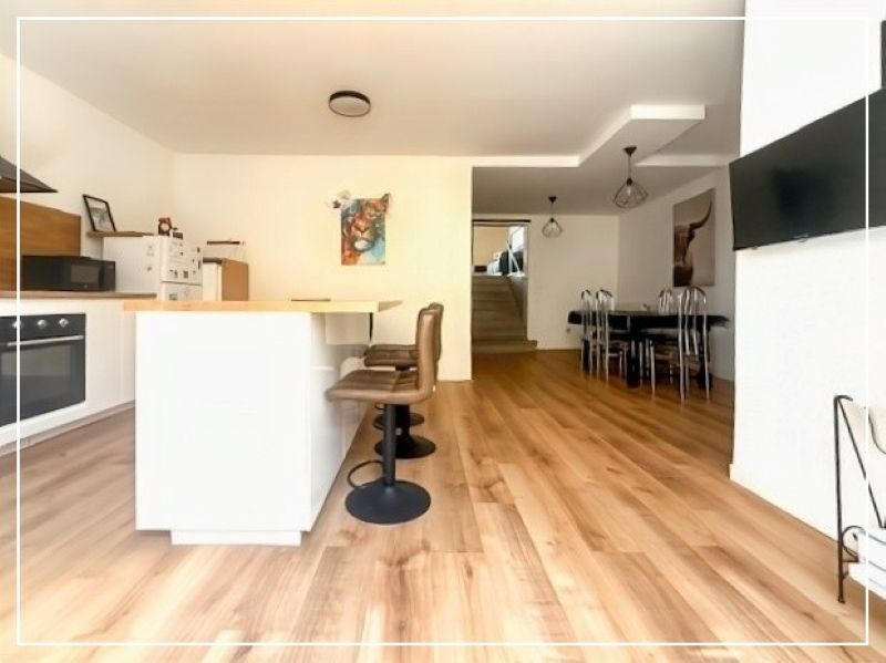 Maison - 133 m² - 6 pièces