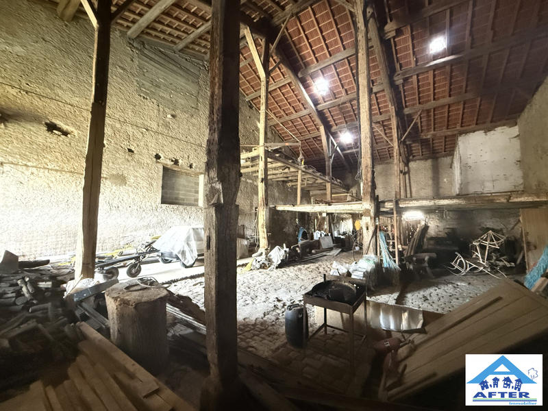 Maison ancienne - 237 m² - 12 pièces