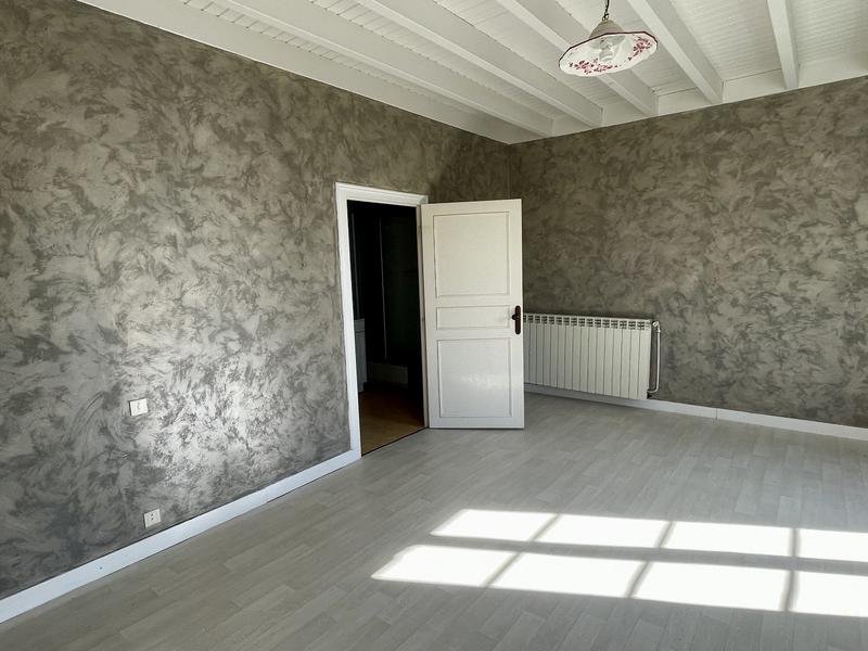 Maison - 433 m² - 10 pièces