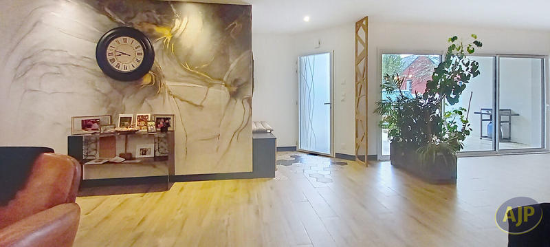 Maison - 155 m² - 6 pièces