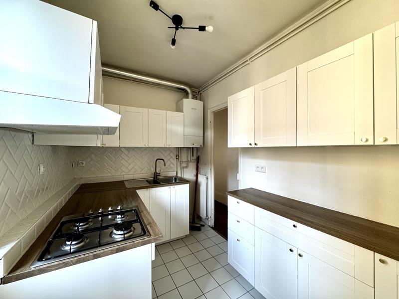 Appartement - 75 m² - 3 pièces