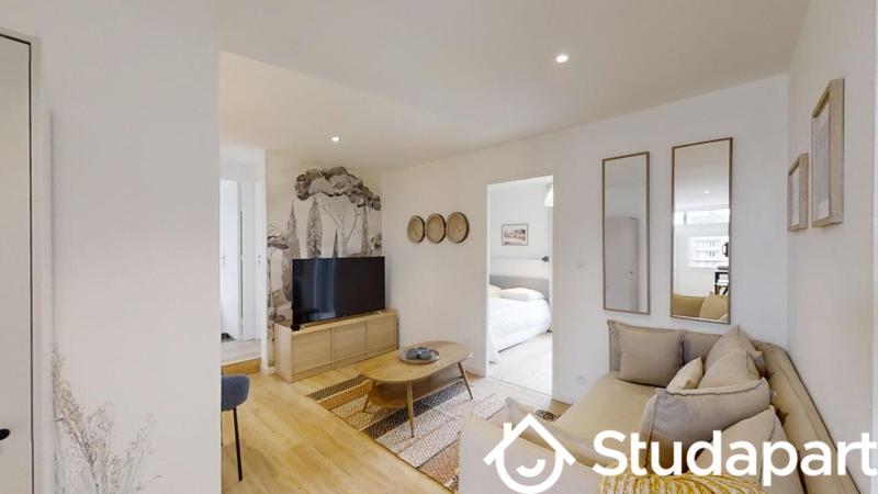 Chambre - 9 m² - 1 pièce