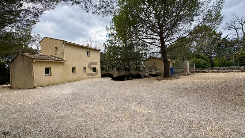 Villa - 152 m² - 4 pièces