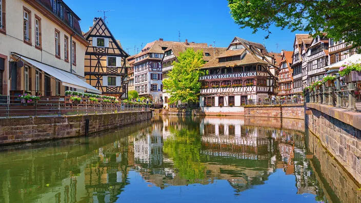 Appartement - 64 m² - 2 pièces