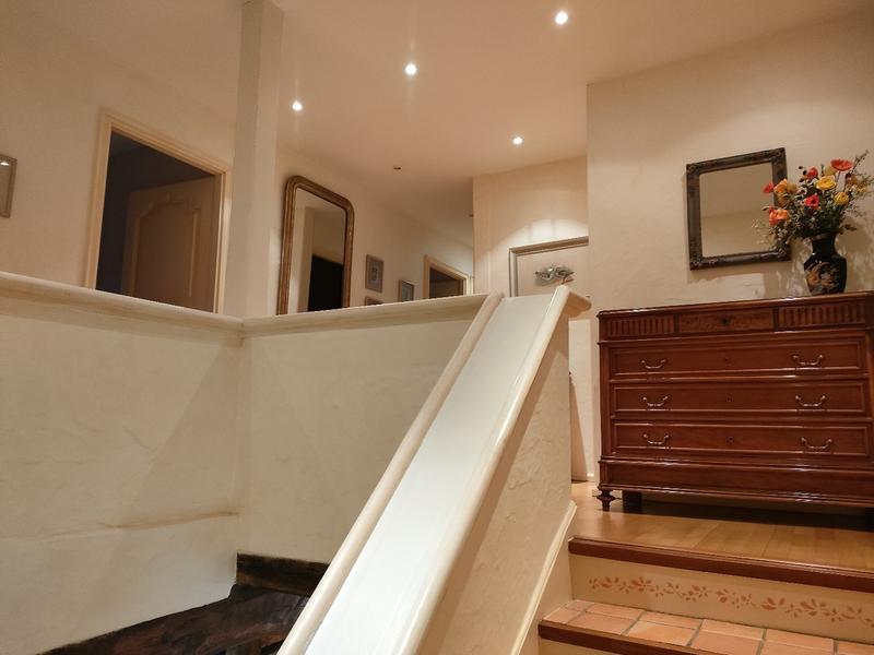 Propriété - 500 m² - 15 pièces