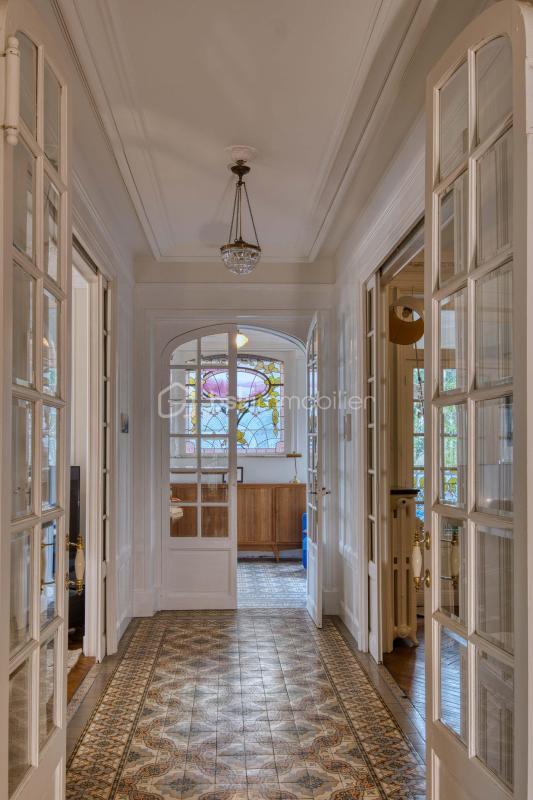 Maison de maîtres - 315 m² - 11 pièces