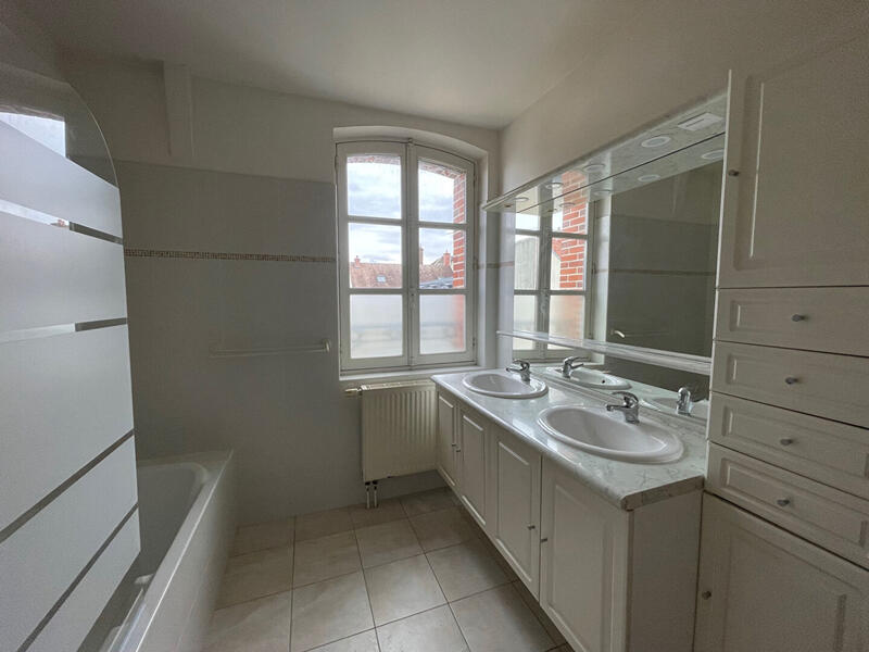 Maison - 149 m² - 6 pièces