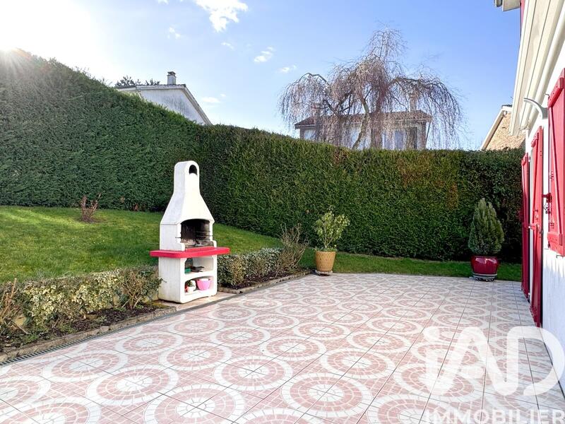 Maison - 115 m² - 6 pièces