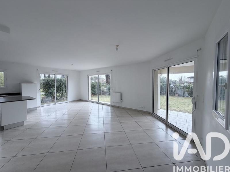 Maison - 97 m² - 4 pièces