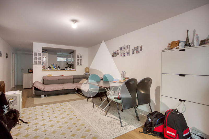 Maison - 192 m² - 10 pièces