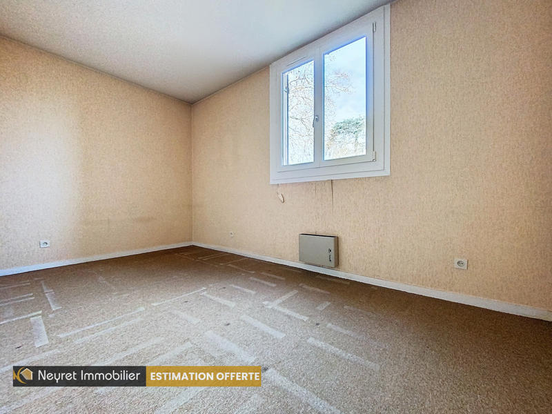 Appartement - 82 m² - 4 pièces