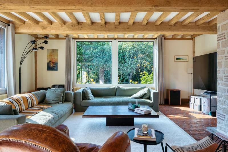Maison - 231 m² - 8 pièces