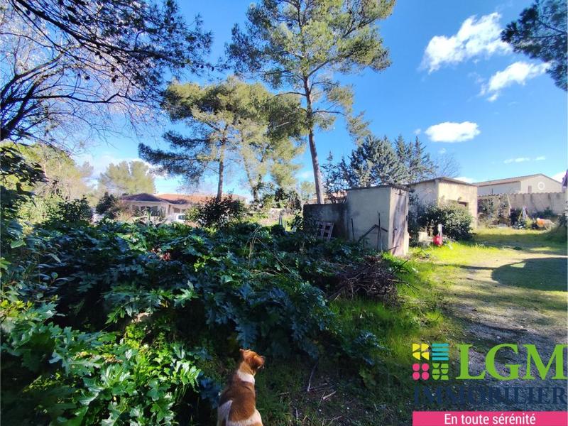 Terrain constructible - 1 000 m²