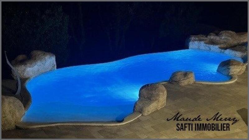 Maison - 165 m² - 6 pièces