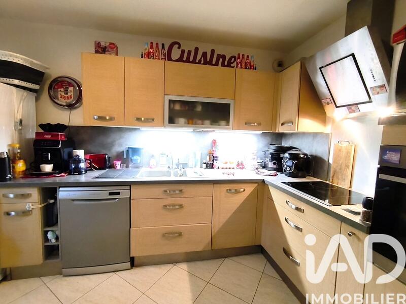 Maison de village - 100 m² - 4 pièces