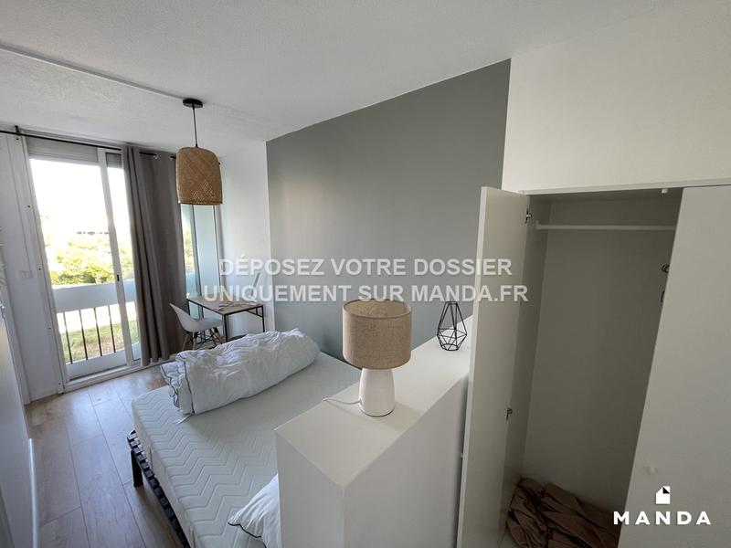 Chambre - 10 m² - 5 pièces