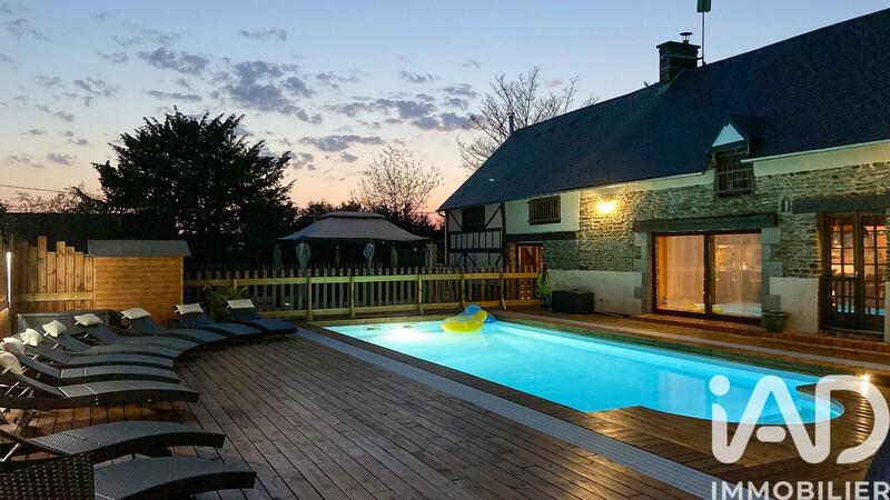 Maison - 374 m² - 17 pièces