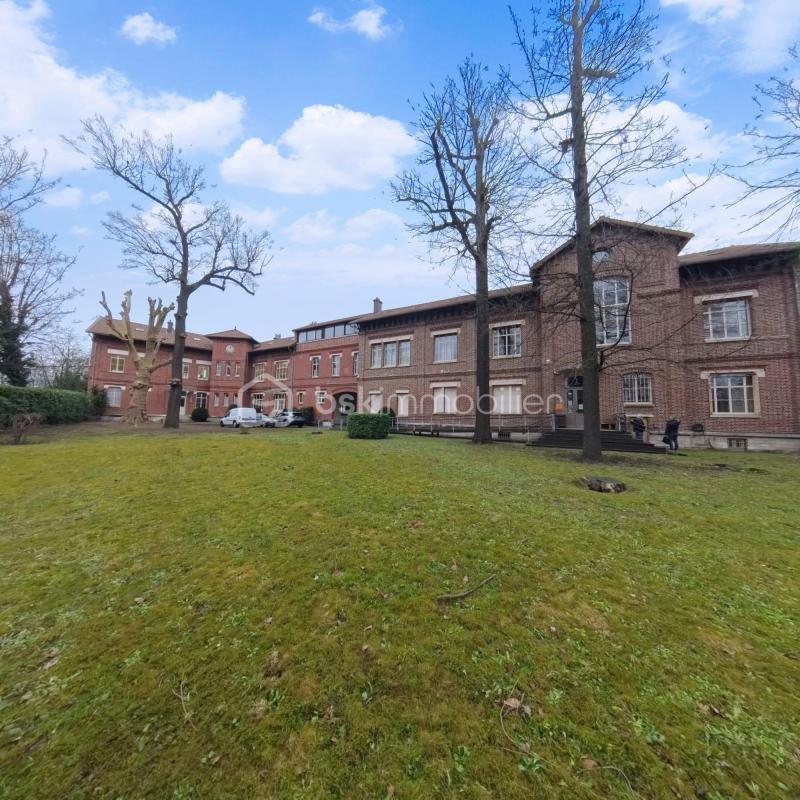 Immeuble - 1 665 m² - 20 pièces