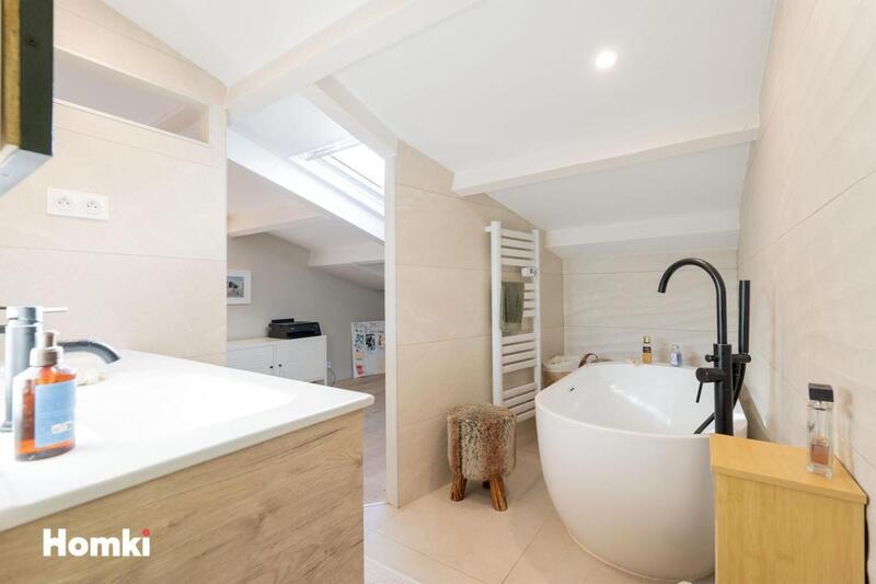 Maison - 90 m² - 3 pièces