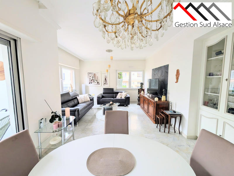 Appartement - 100 m² - 4 pièces