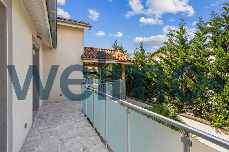 Maison - 175 m² - 7 pièces