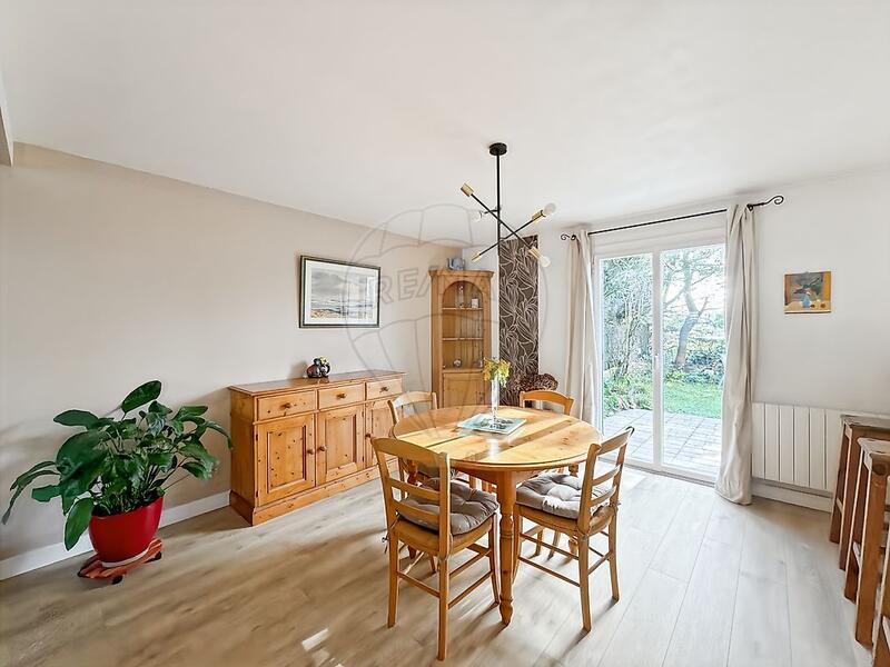 Maison - 102 m² - 5 pièces