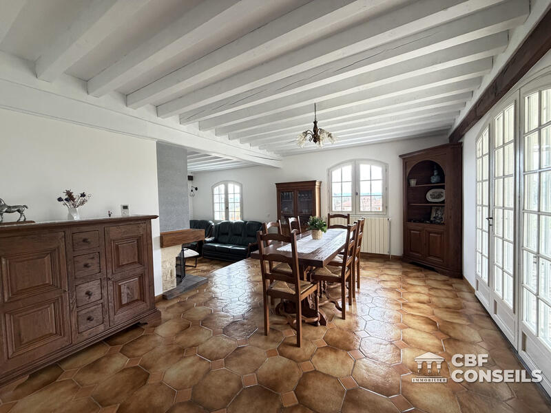 Maison - 130 m² - 5 pièces