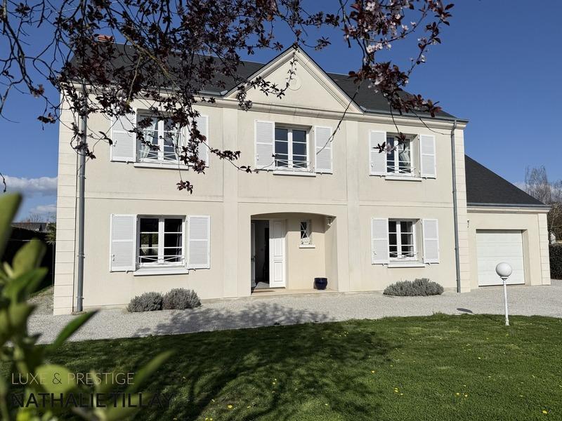 Maison - 196 m² - 6 pièces