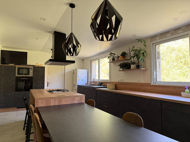 Maison - 267 m² - 6 pièces