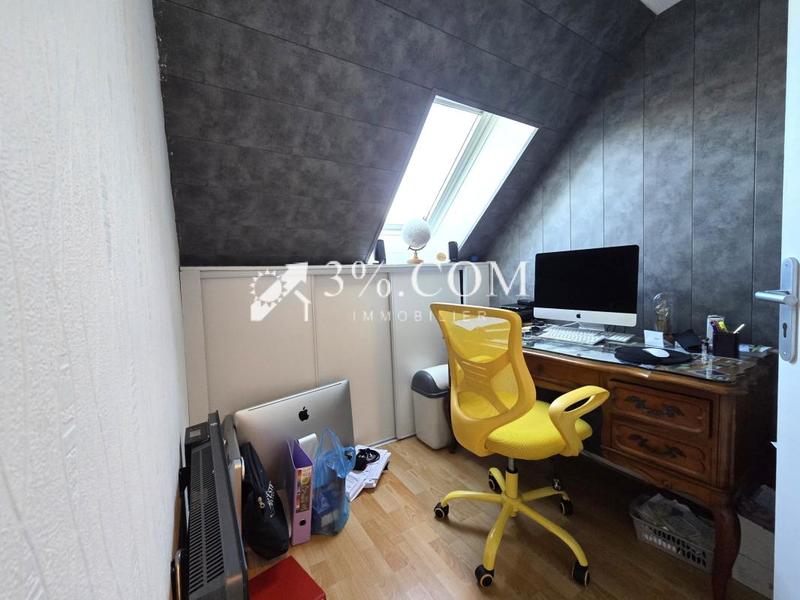 Maison - 210 m² - 6 pièces