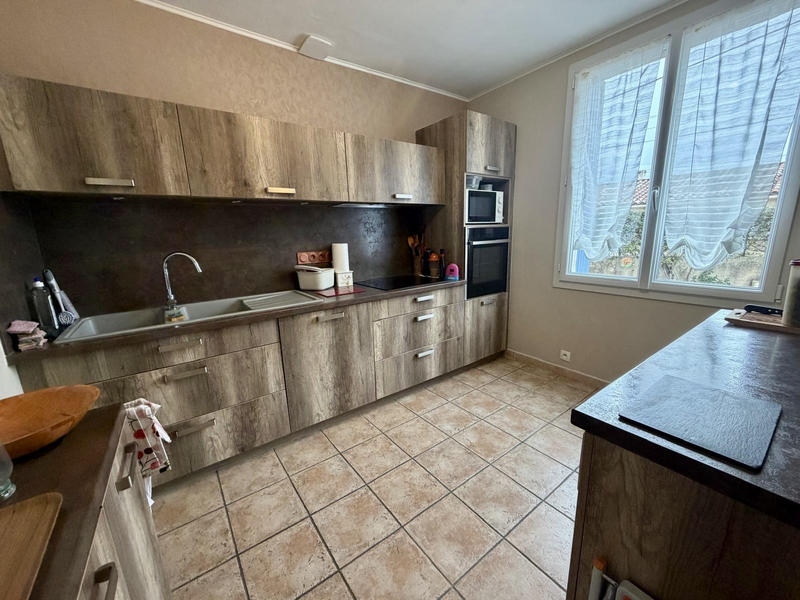 Maison - 96 m² - 5 pièces