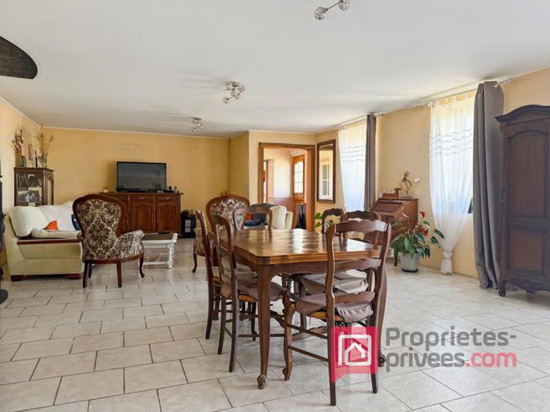 Maison - 190 m² - 8 pièces