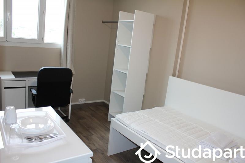 Chambre - 12 m² - 1 pièce